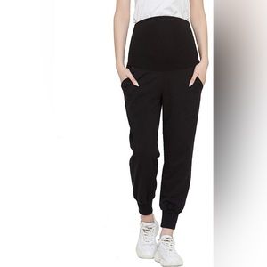 NWT - Maternity Stretch Joggers; xl